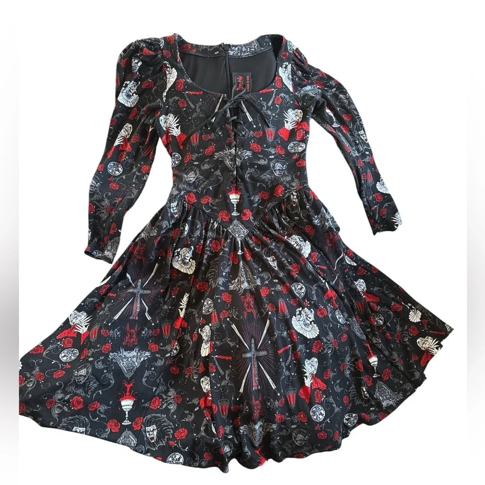 La Femme en Noir Dracula Gothic Tales Toile Swing Black Red Dress - Small Medium